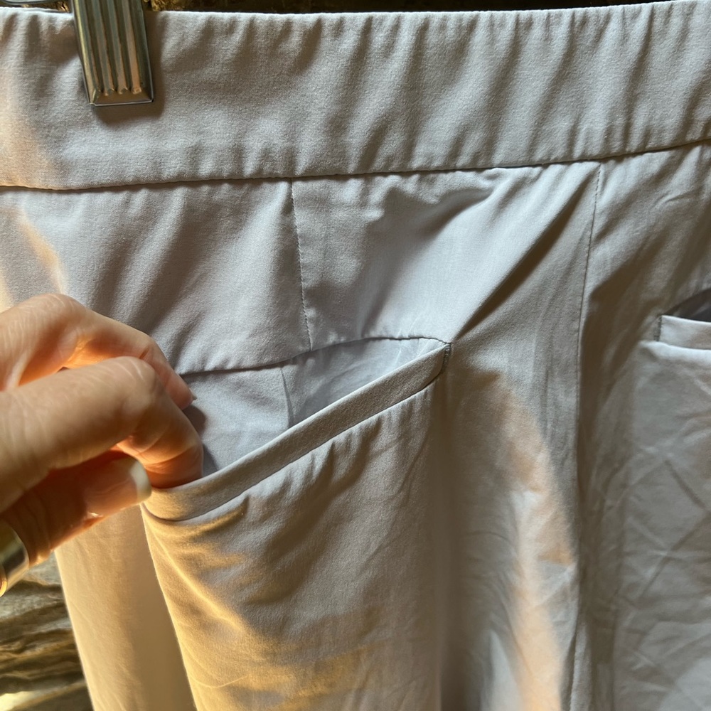 Athleta Urban cropped pants - Picture 8 of 9